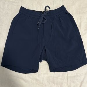 Men’s Lululemon Bowline Short Size S
